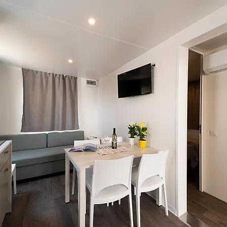 Πάρκο διακοπών Acquaviva Village