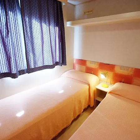 假日公园 Acquaviva Village *