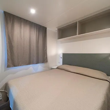 Acquaviva Village 假日公园 费拉约港