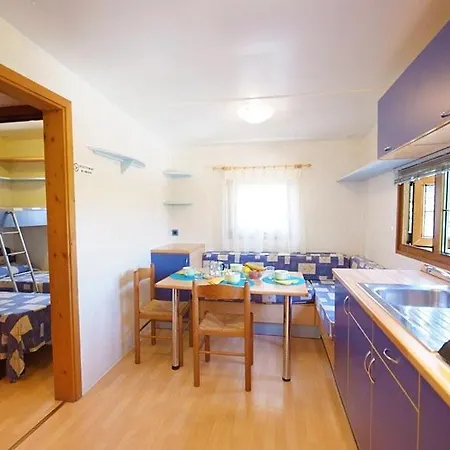 Acquaviva Village 费拉约港