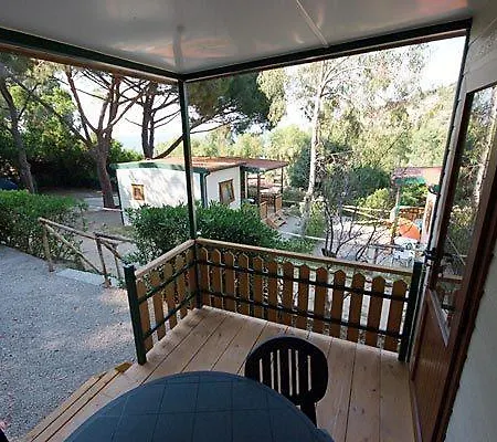 ホリデーパーク Acquaviva Village Camping ポルトフェッラーイオ