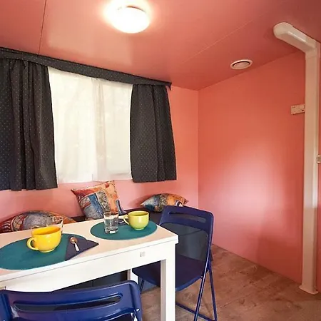 ホリデーパーク Acquaviva Village Camping ポルトフェッラーイオ